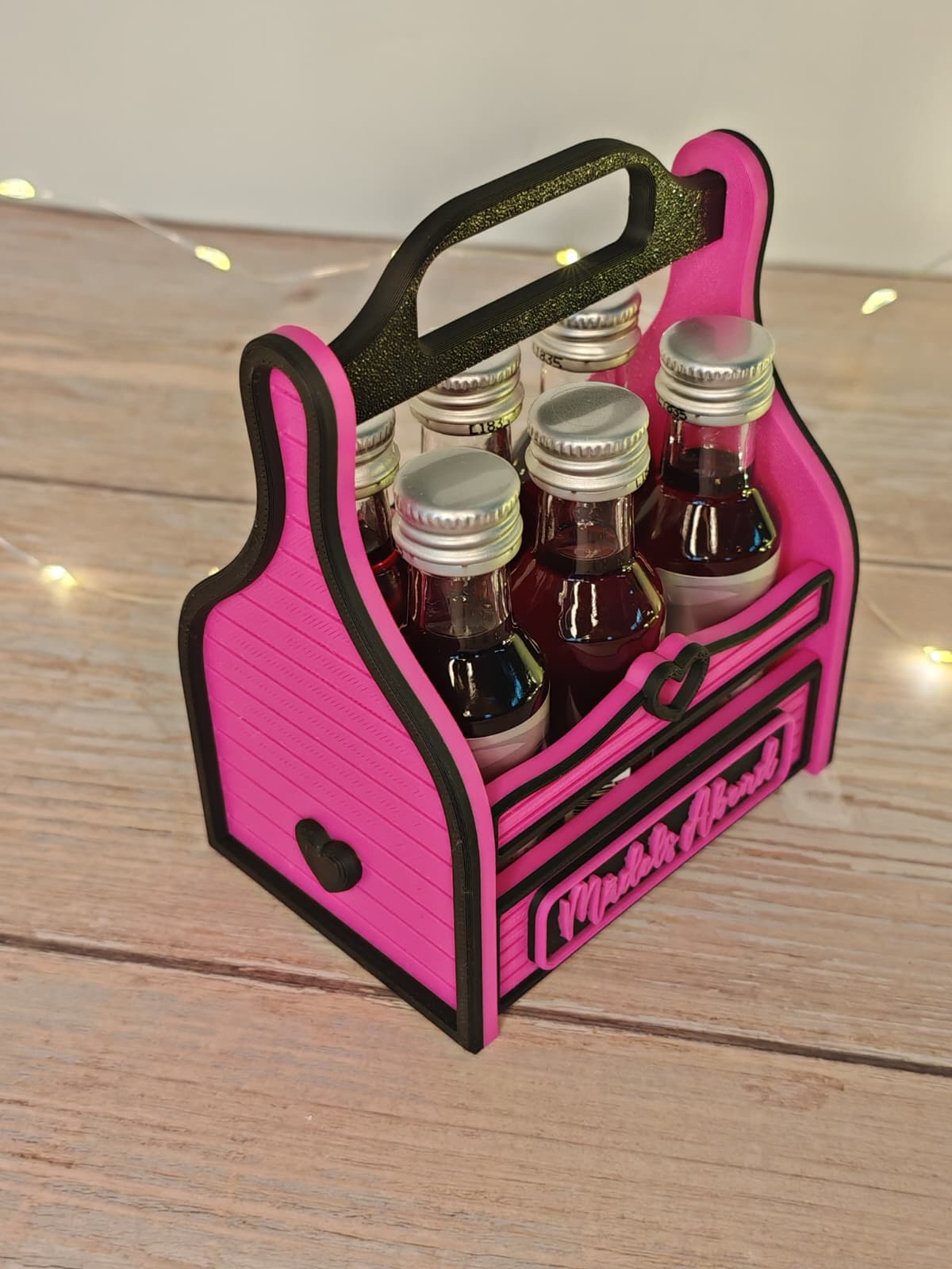 Schnapskorb für 6 Fläschchen – Männerhandtasche & Ladies Edition | Lustige Geschenkidee für Geburtstag, JGA & Silvester