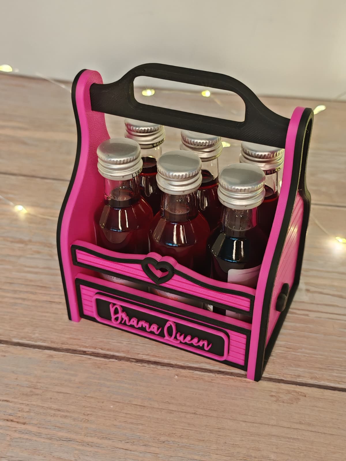 Schnapskorb für 6 Fläschchen – Männerhandtasche & Ladies Edition | Lustige Geschenkidee für Geburtstag, JGA & Silvester