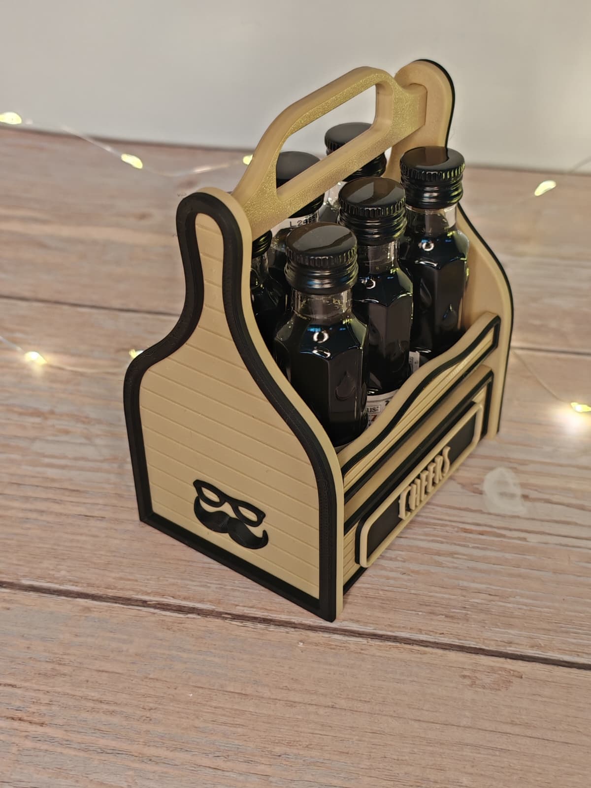 Schnapskorb für 6 Fläschchen – Männerhandtasche & Ladies Edition | Lustige Geschenkidee für Geburtstag, JGA & Silvester