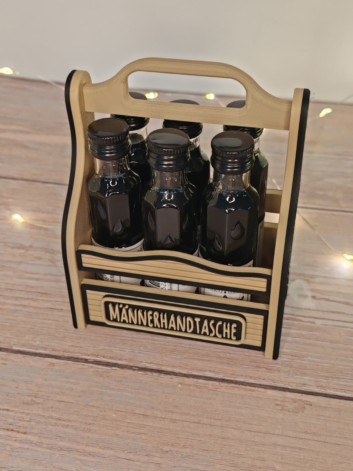 Schnapskorb für 6 Fläschchen – Männerhandtasche & Ladies Edition | Lustige Geschenkidee für Geburtstag, JGA & Silvester
